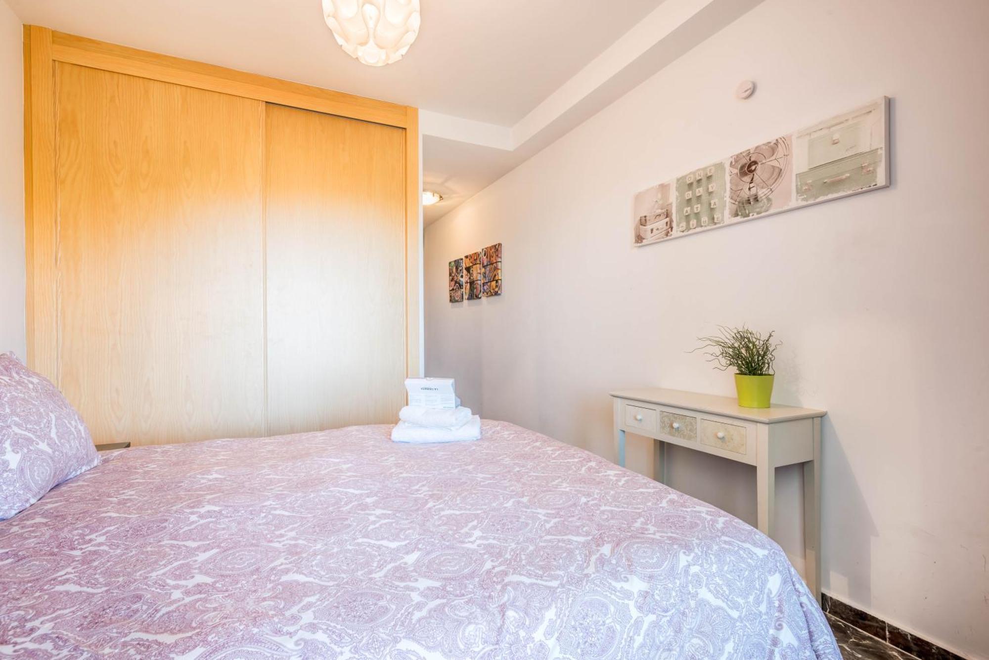פואנגירולה Carvajal Luxury Apartments - Free Parking חדר תמונה