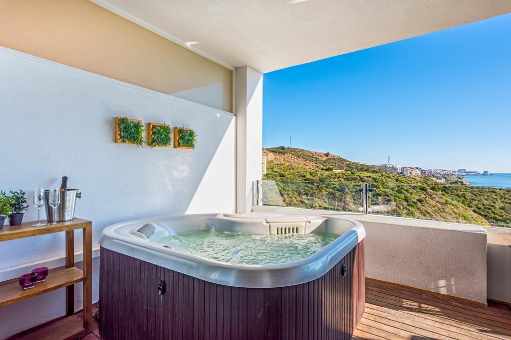 פואנגירולה Carvajal Luxury Apartments - Free Parking מראה חיצוני תמונה