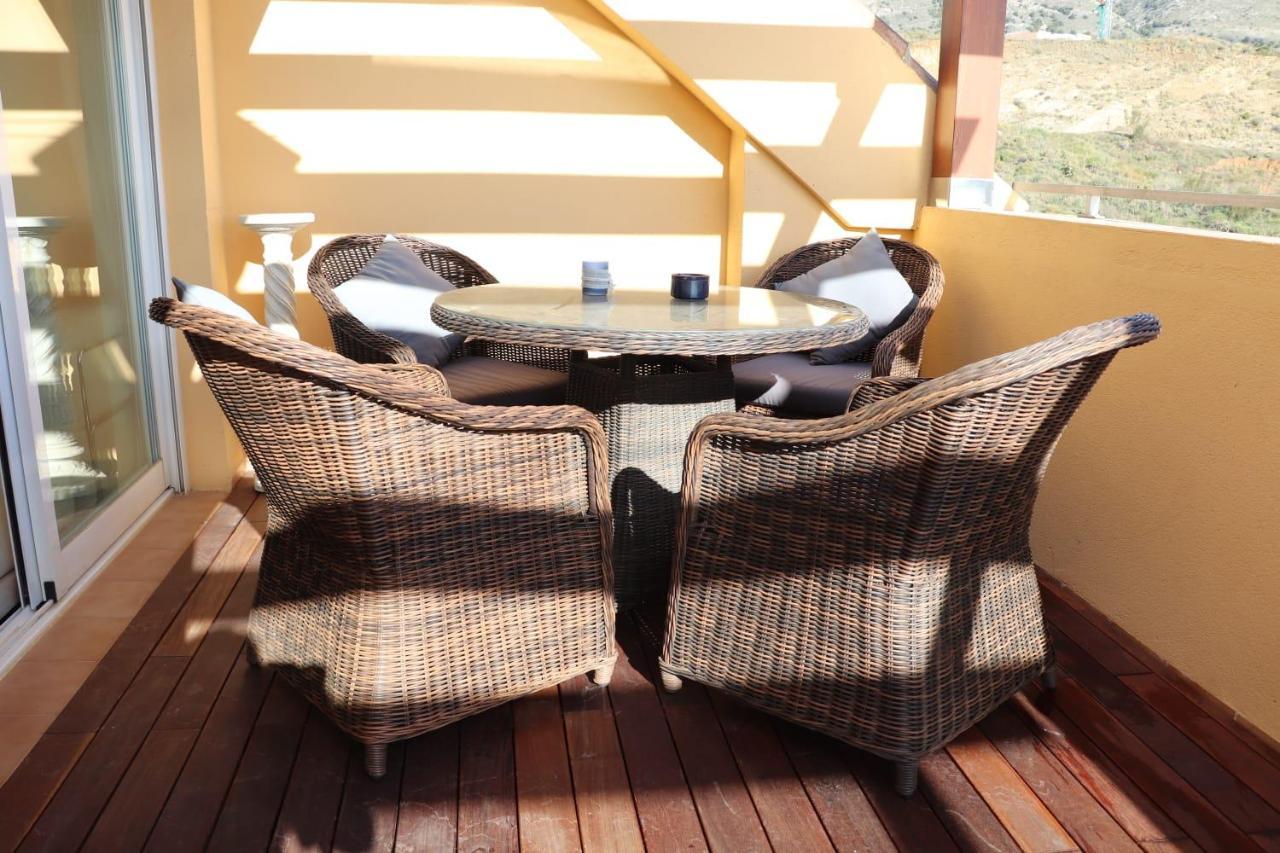 פואנגירולה Carvajal Luxury Apartments - Free Parking מראה חיצוני תמונה